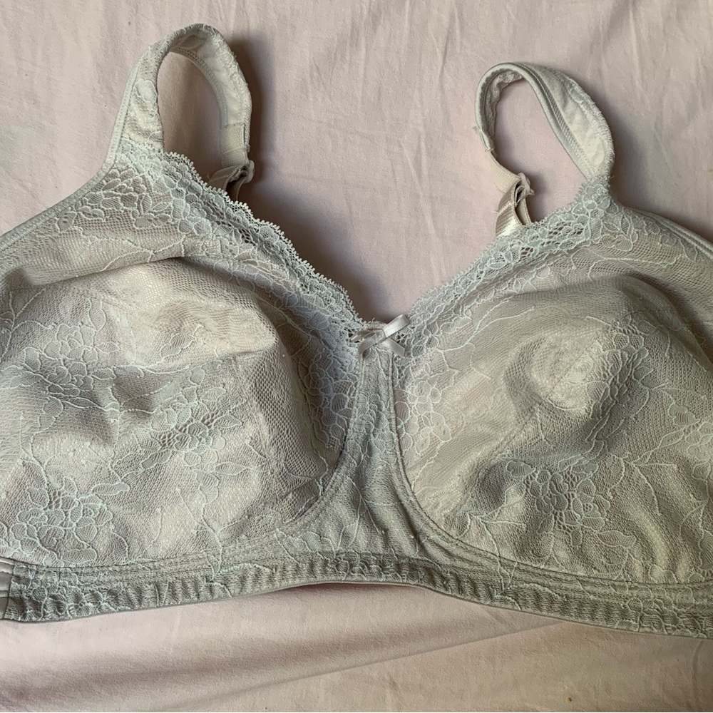 Playtex Lace Bra in Cream sz 44DD